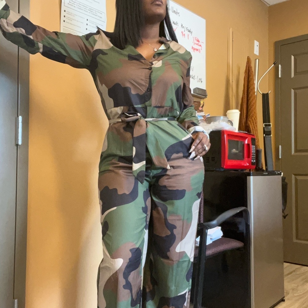 Nice comfortable and casual camouflage one piece pant suit with belt and pockets